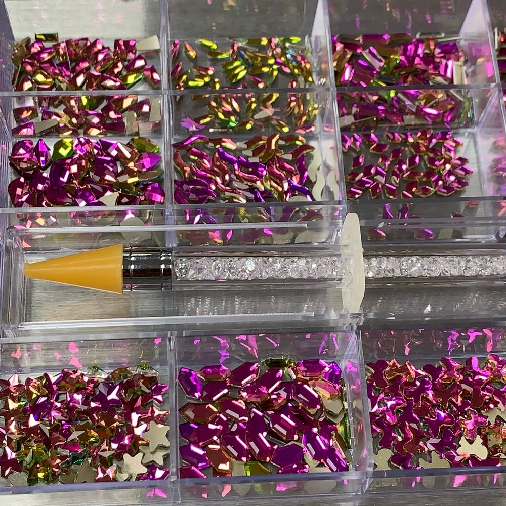 Amethyst rhinestones assorted shapes in box - 3